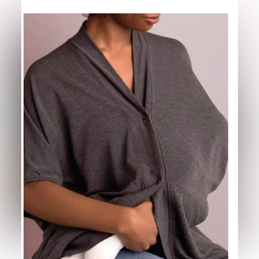 Gray women’s breastfeeding cover/jacket